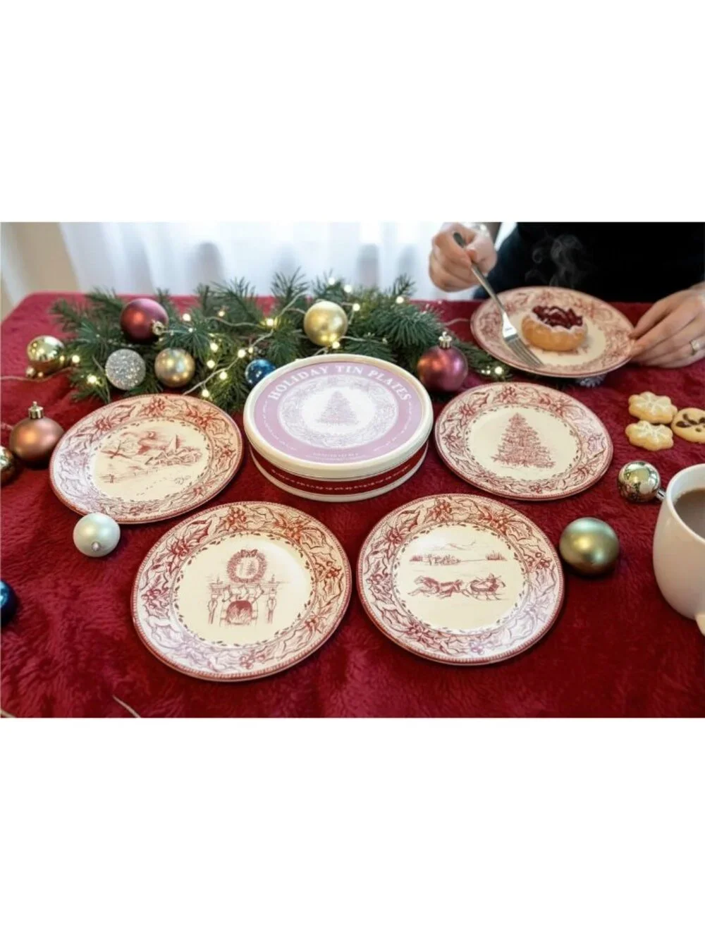 Holiday Tin Plates Set Of 4 Red & White Christmas Tree Design Tableware